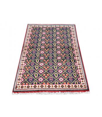95 X 142 Classic and Timeless Diamond Persian Traditional Wool Rug