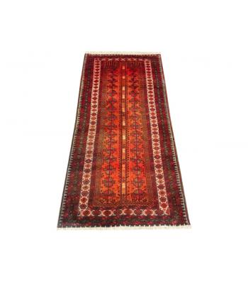 Fine traditional trial patterned rug