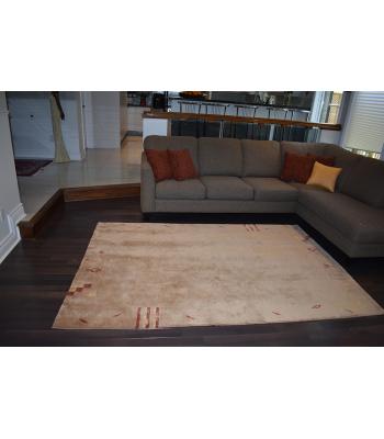 152 X 243 Luxurious Cream Base In Open Design With Flowers Modern Rug