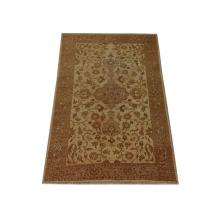 122 x 183 Subtle and Stylish Oriental Floral Medallion Rug