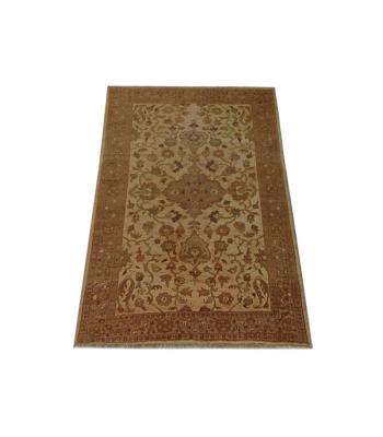 122 x 183 Subtle and Stylish Oriental Floral Medallion Rug