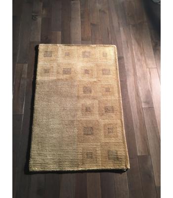 Classic Plain Box Gold Olive squared Rug