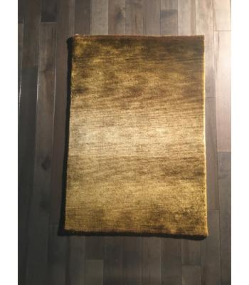 Elegant day brown handmade woolen rug