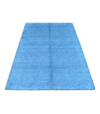 140 X 195 Sophisticated Handmade Diamond Design Blue Modern Rug
