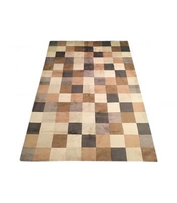 198 x 290 Classic Modern Squared Designed Rug