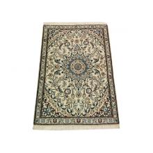 86 x 130 Royal Timeless Medallion Handmade Wool-Silk Rug