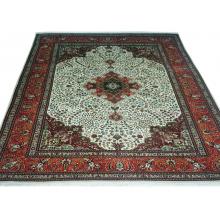 196 x 290 Beautiful Handmade Persian Tabriz