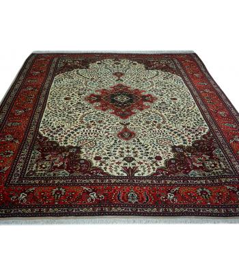 Royal timeless hand made Tabriz rug