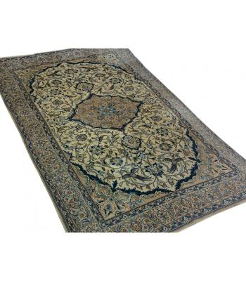 Majestic Naein Habbiyan designed rug